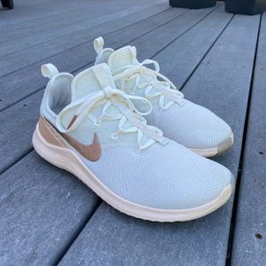 Nike Women’s TR 8 Training Shoes